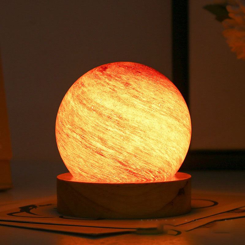 Skanto | Fortryllende Planet Lampe – Et Univers av Farger og Drømmer