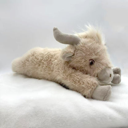Norvo | Enchanting Highland Cattle Plush Toy with Fluffy, Rustic Charm