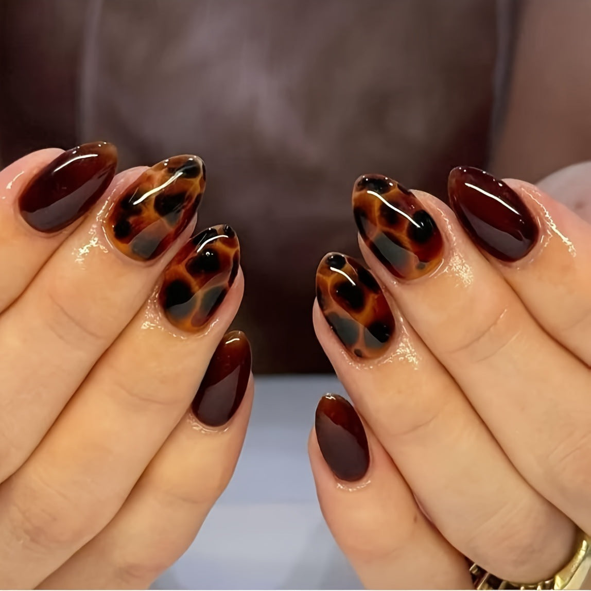 Glossy Natural Look Illusion Nail Set Acalora