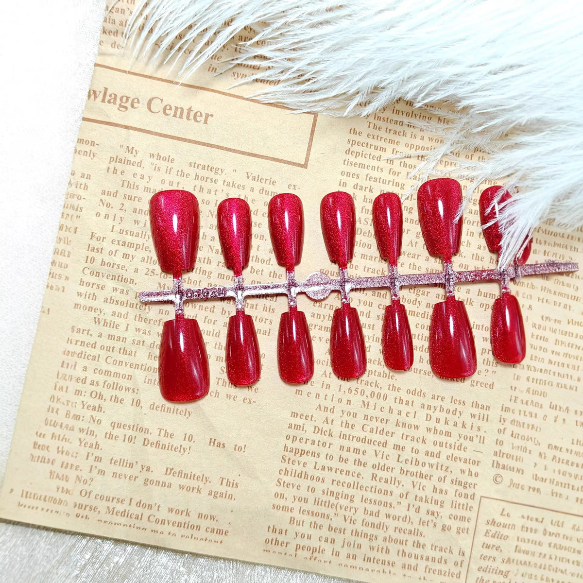 Artificial nails with shimmering effect Acalora