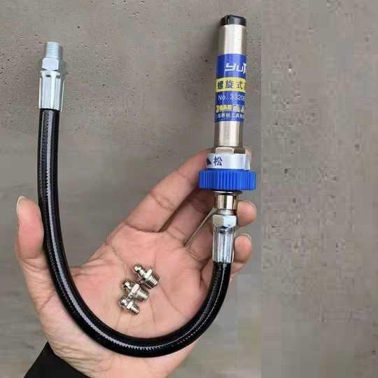 Skanto | High-Pressure Grease Coupler