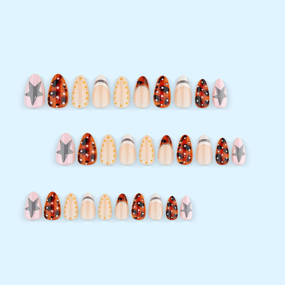 Artificial nails with trendy graphic designs Acalora