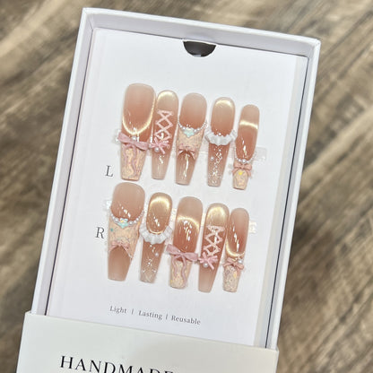 Artistic Press-On Nail Art Set with Unique Decorative Elements Acalora
