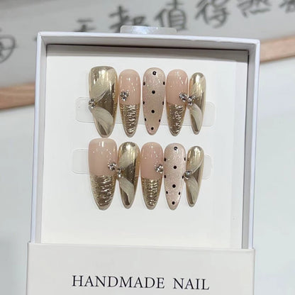 Luxury Press-On Nail Art Set with Elegant Metallic Accents Acalora