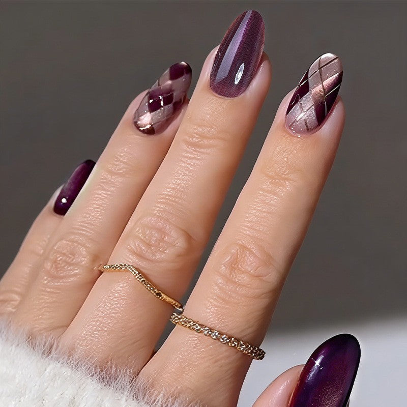 Elegant Chic Press-On Nail Set Acalora