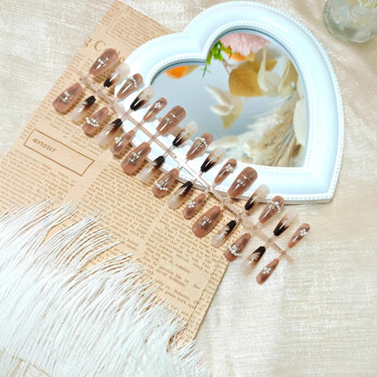 Artificial nail set with elegant ombre and pearl design Acalora