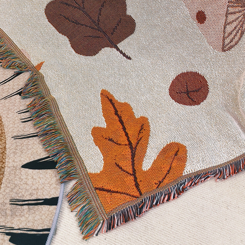 Cozy Nature-Inspired Throw Blanket