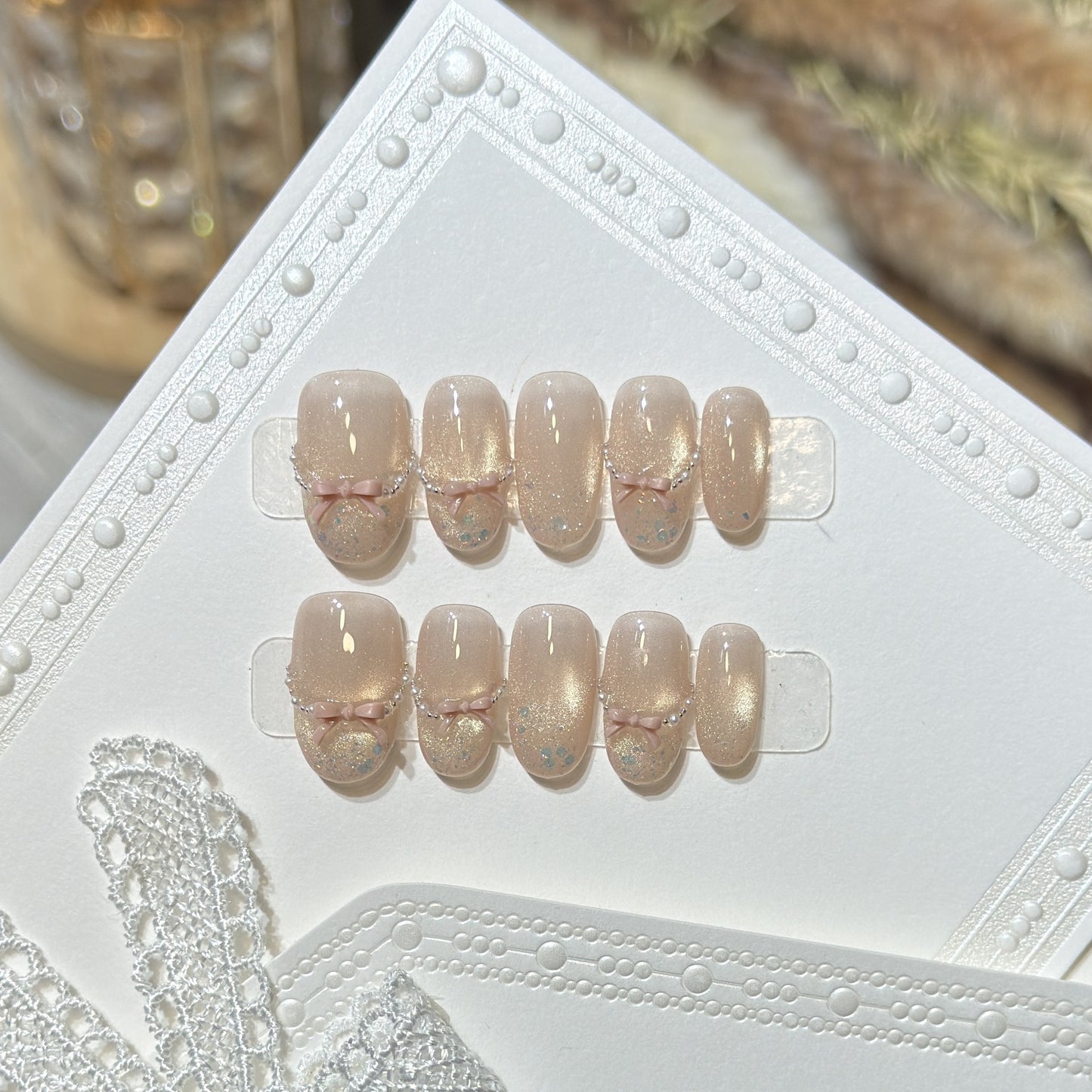 Press-On Nail Art Set with Elegant Bow Accents Acalora