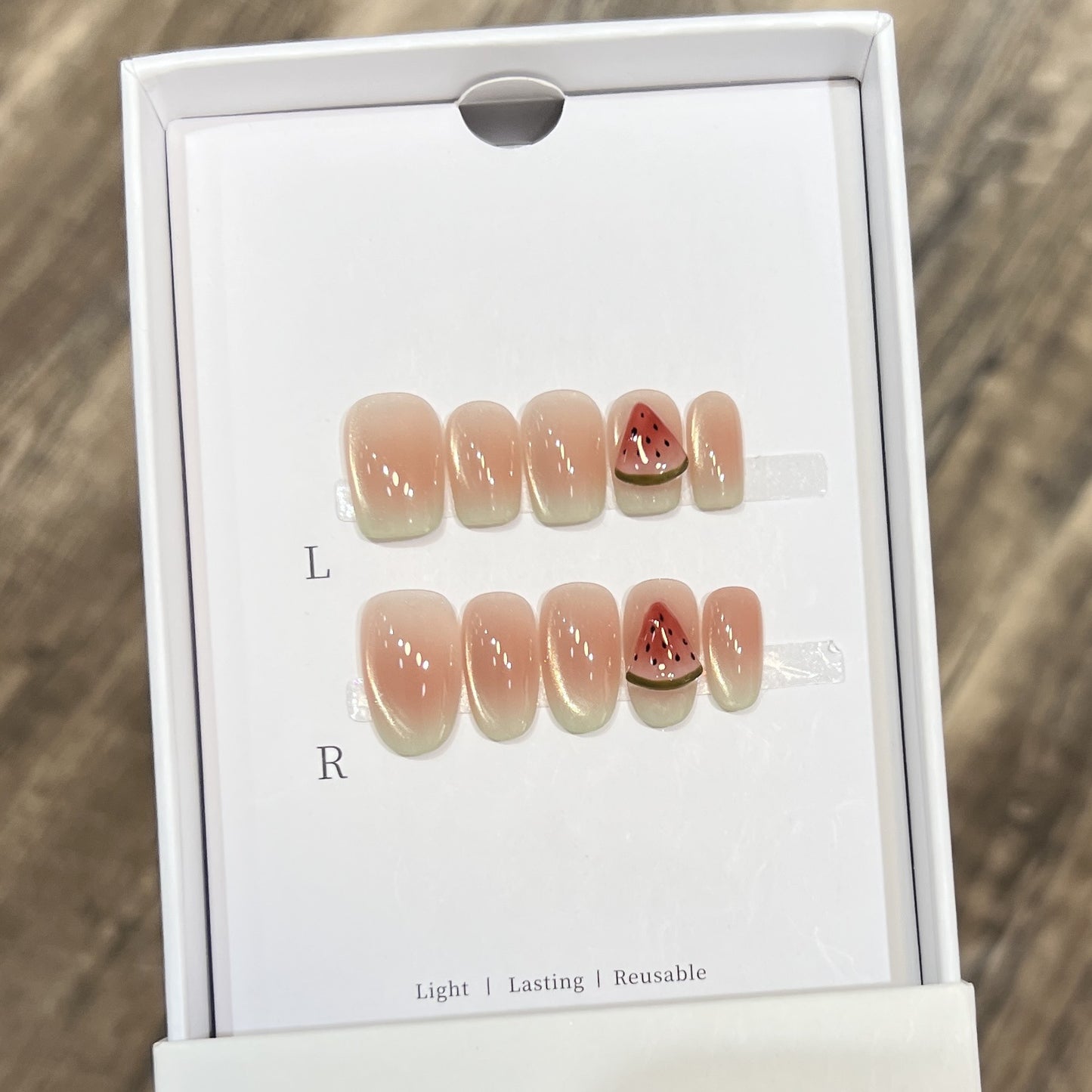 Artistic Reusable Press-On Nail Tips Acalora