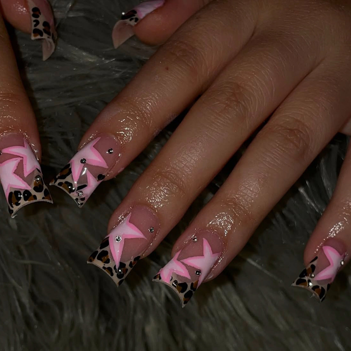 Artistic Nail Art Acalora