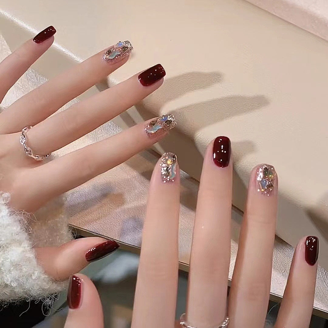 Glamorous Accent Press-On Nail Set Acalora