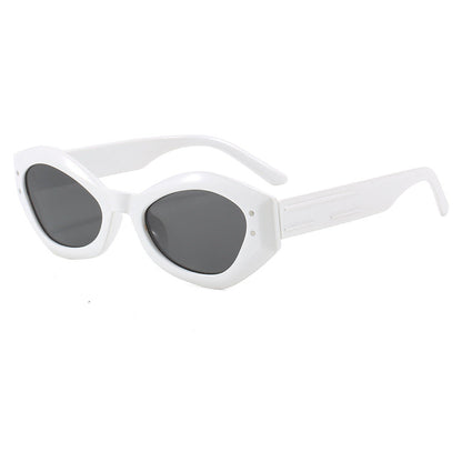 Women's Cat-Eye Sunglasses with Modern Design and Wide Frame Kalsten