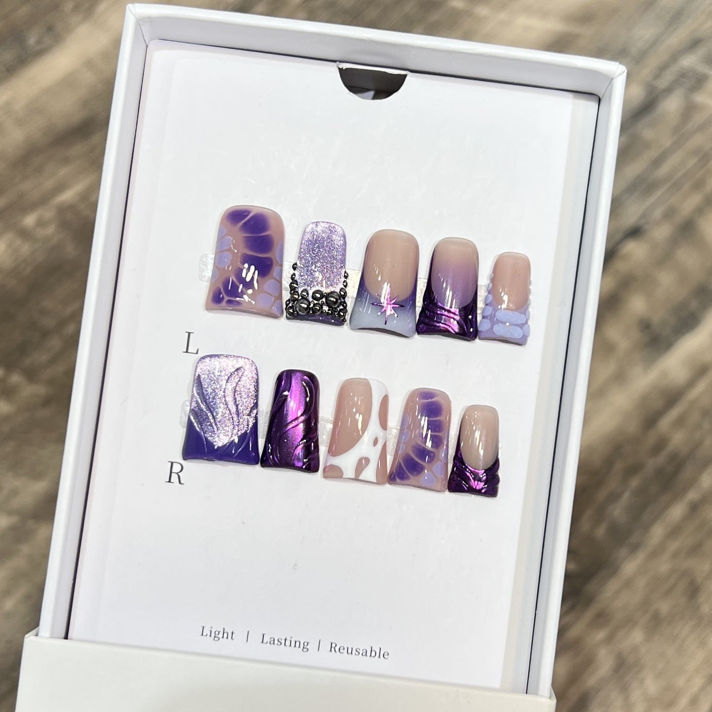 Decorative Floral Stiletto Press-On Nail Set Acalora