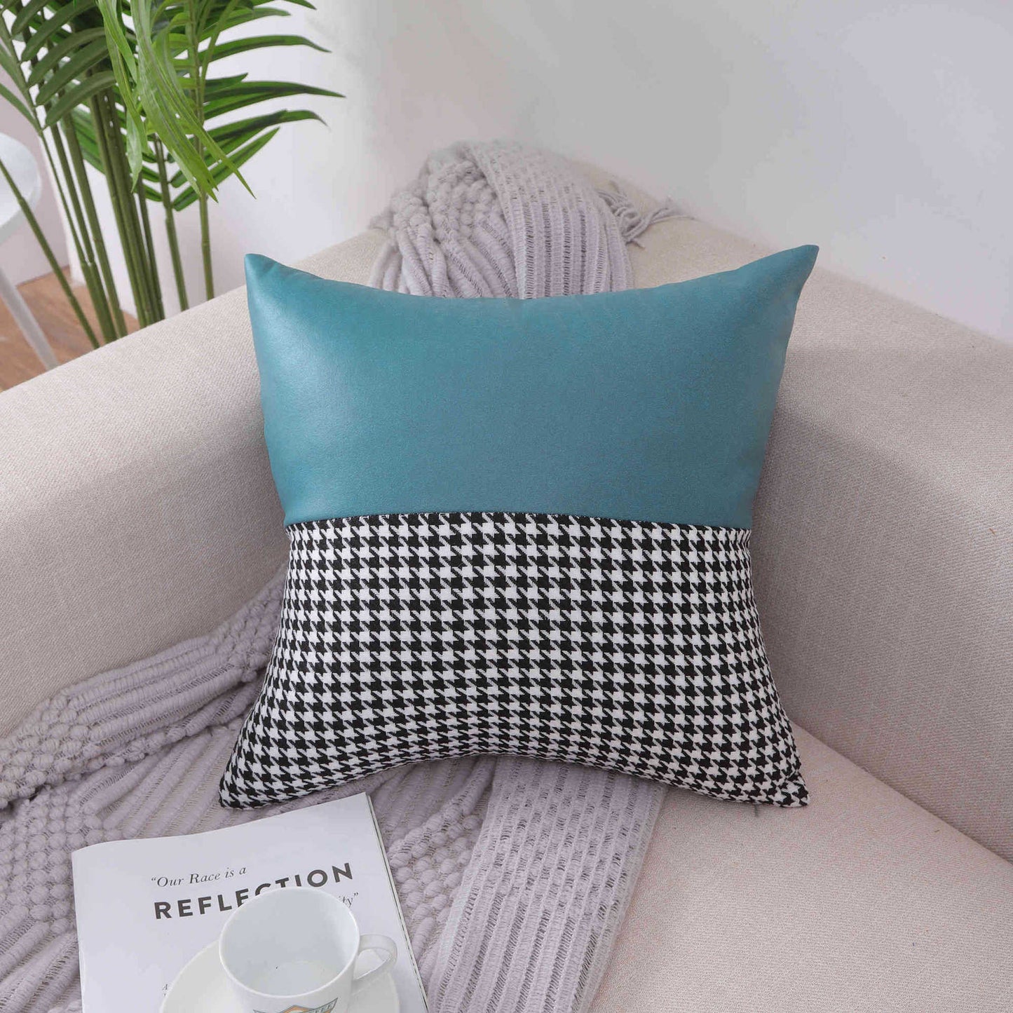 Decorative Houndstooth Pattern Cushion Cover