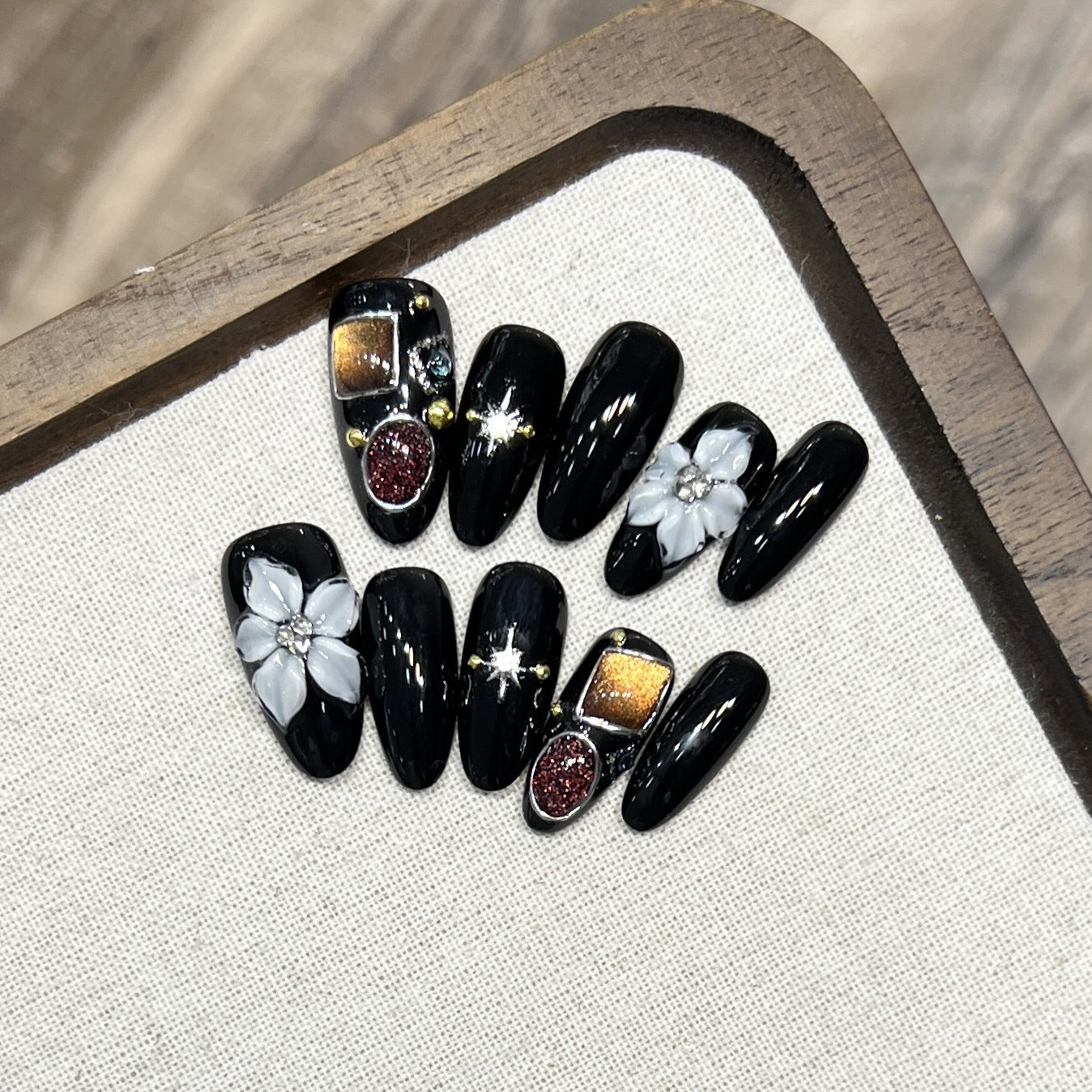 Elegant Stiletto Press-On Nail Set with Decorative Accents Acalora