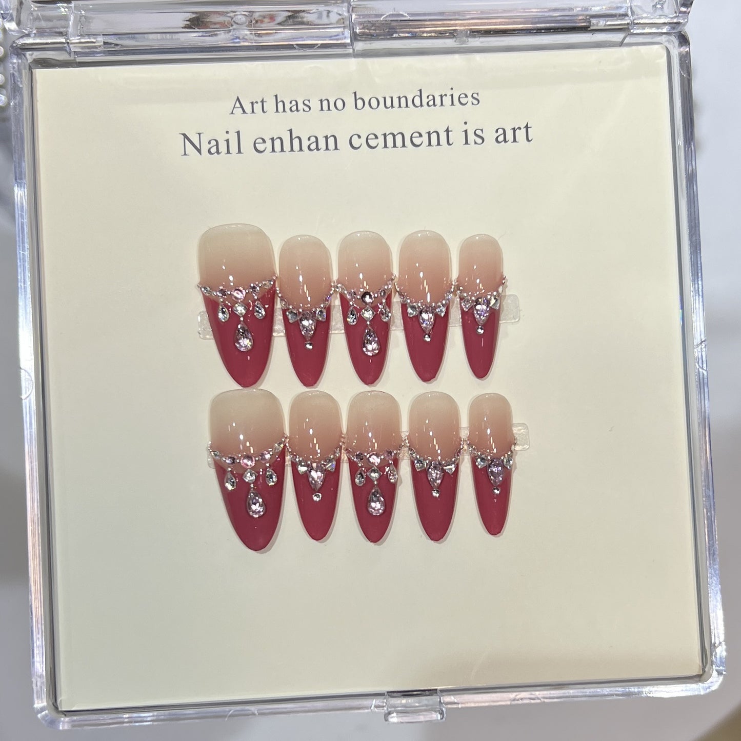 Luxurious Press-On Nail Art Set with Rhinestone Detailing Acalora