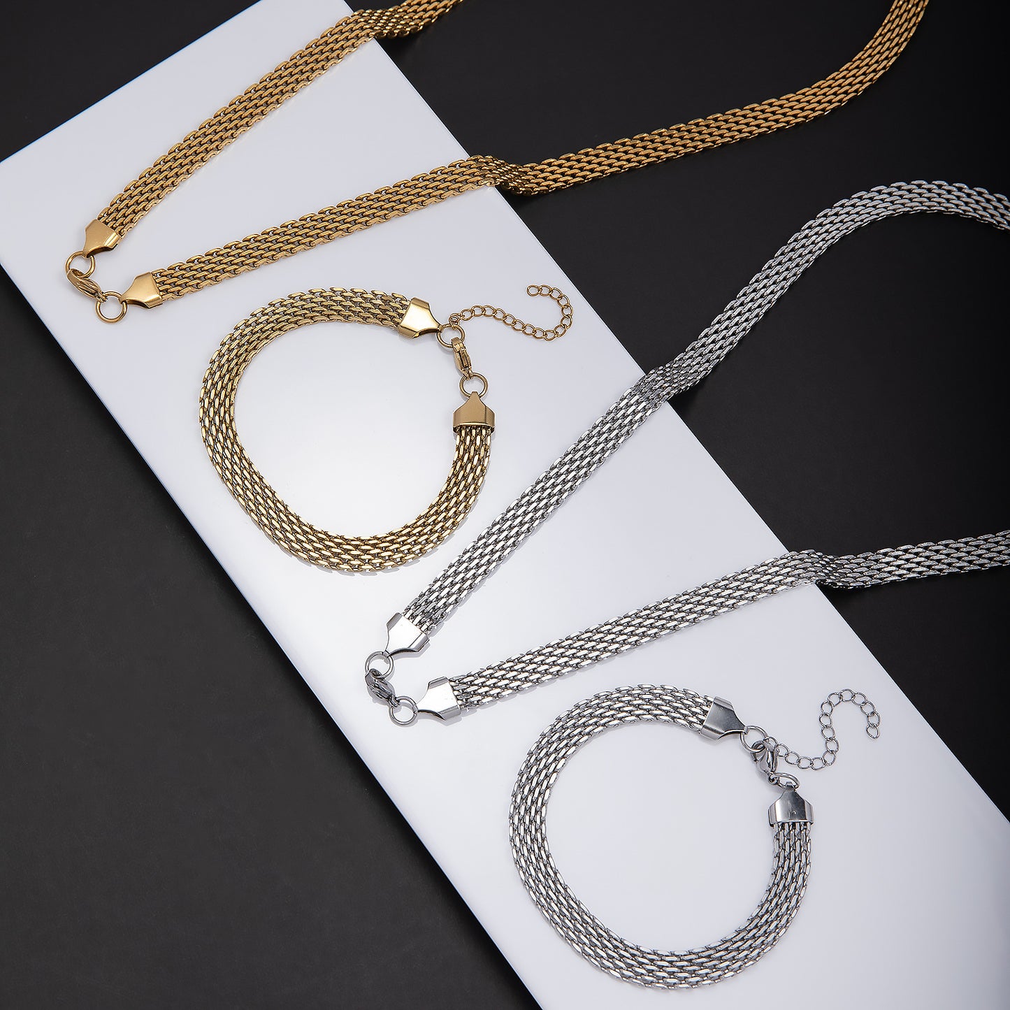 Elegant Textured Statement Jewelry Set Acalora