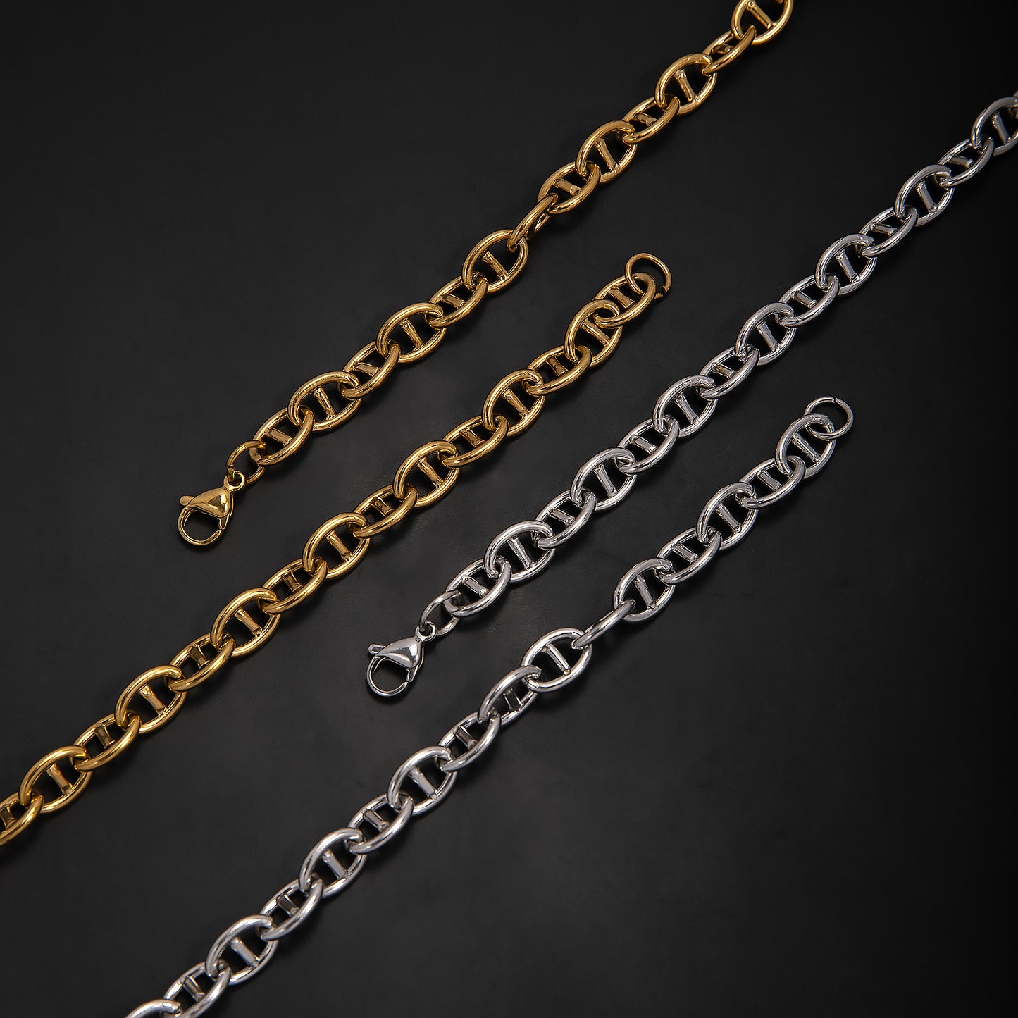 Chain Link Acalora