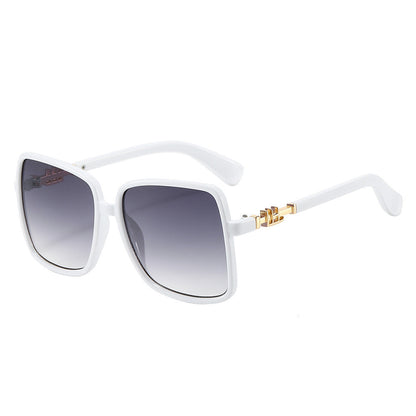 Women's sunglasses with large frame and gradient Brehn