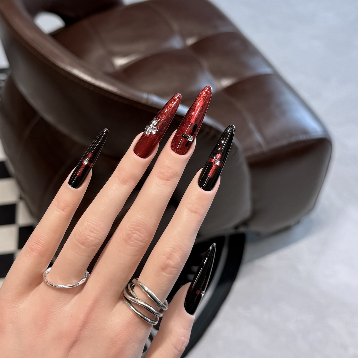 Glamorous Stiletto Press-On Nail Set Acalora