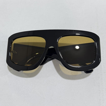 Ladies fashionable oversized sunglasses with wide frame and protective UV filter Kalsten