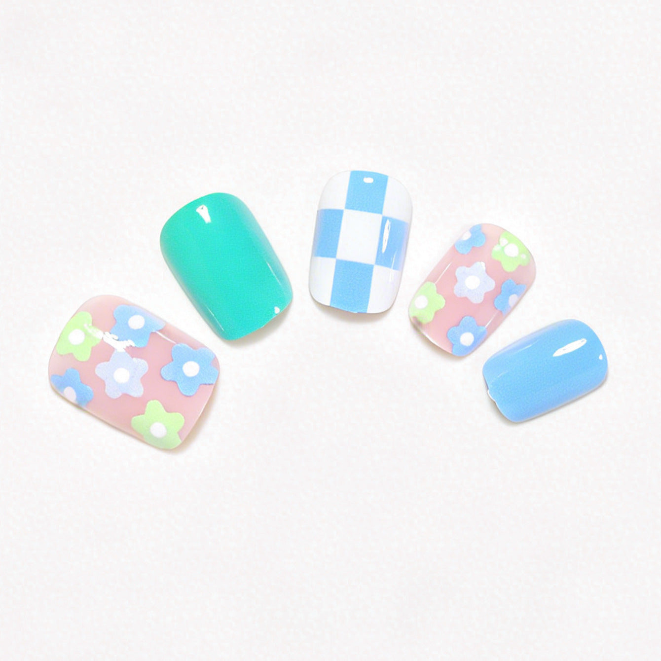 Creative Floral Press-On Nail Art Set Acalora