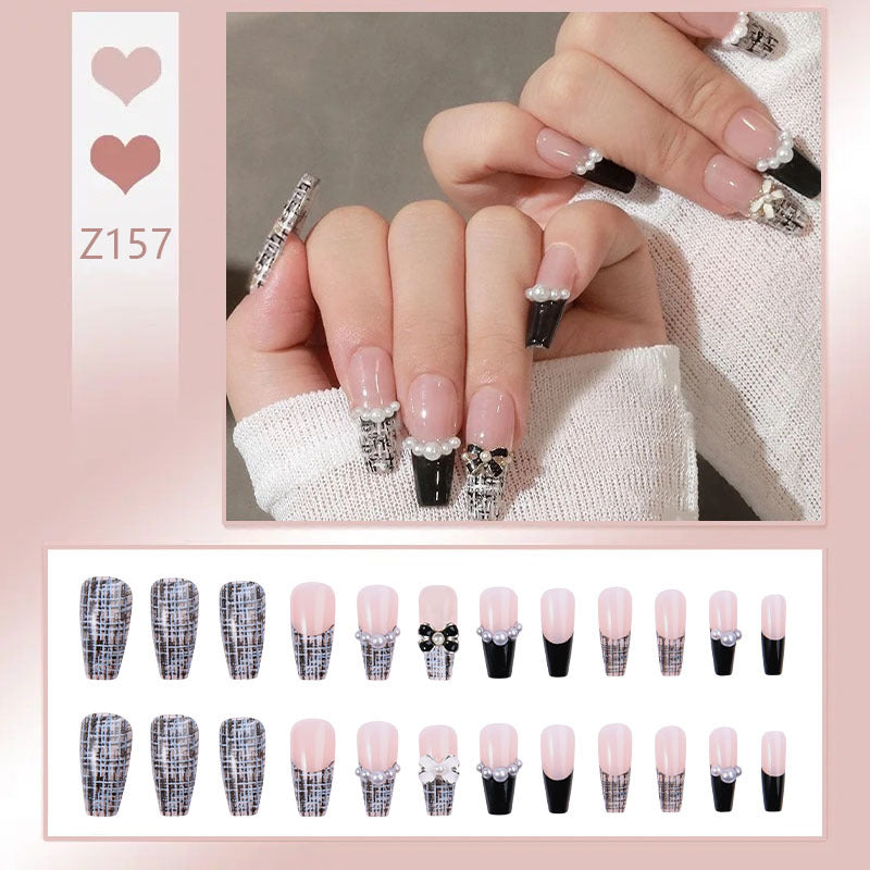 Artificial nail set with elegant pearl and flower motif Acalora