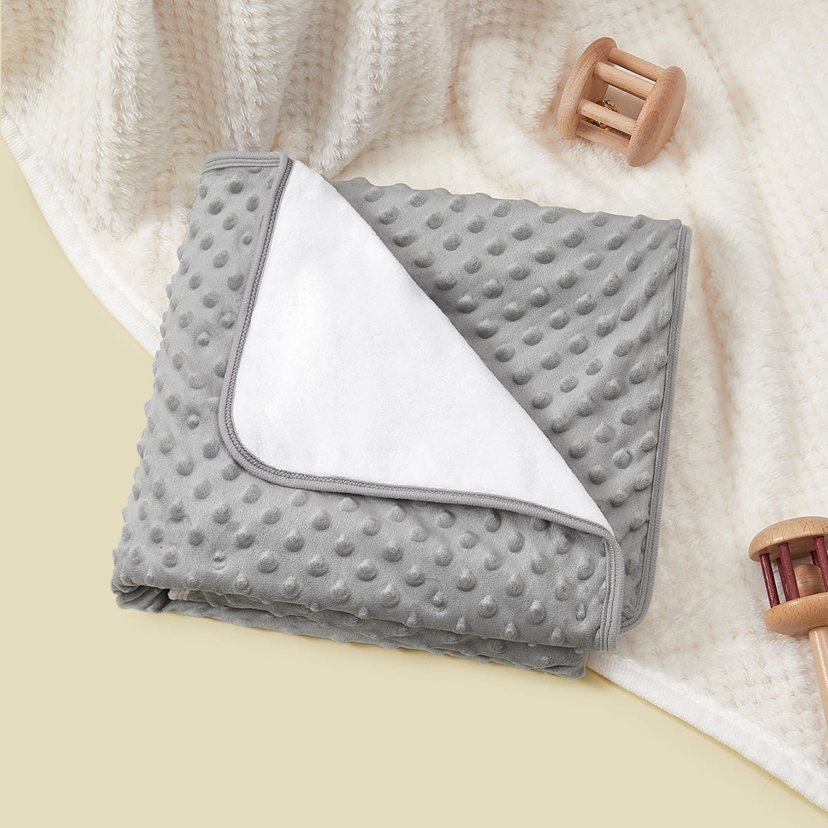 Ultra-Soft Cozy Dot Blanket