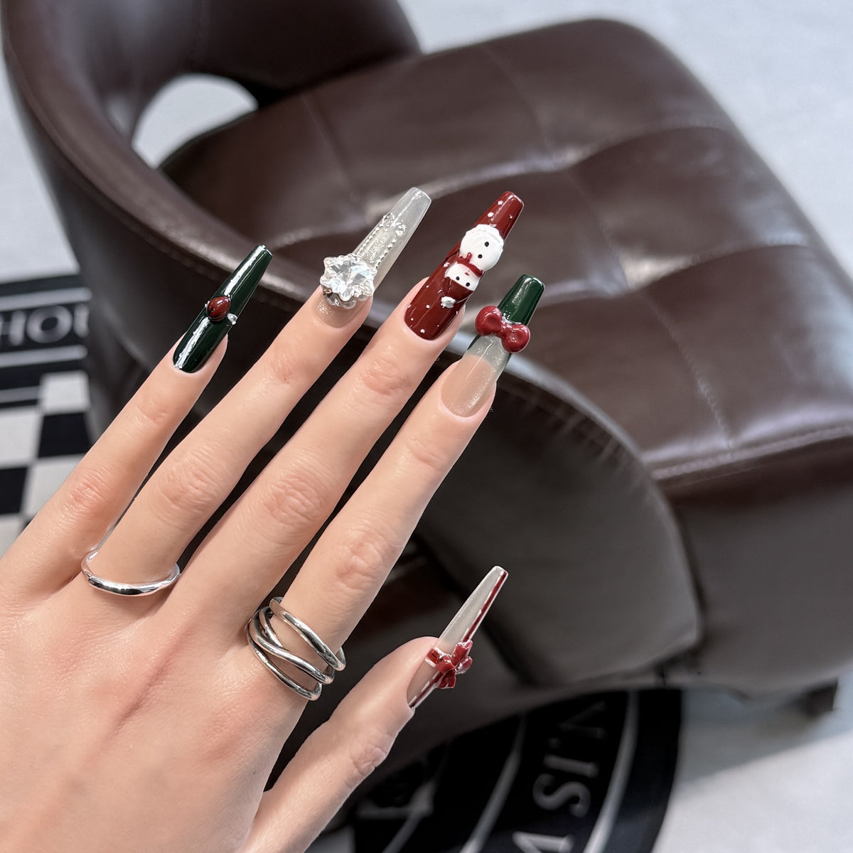 Festive-Themed Press-On Nail Art Set with Charming Holiday Designs Acalora