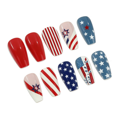 Creative and festive art nails Acalora