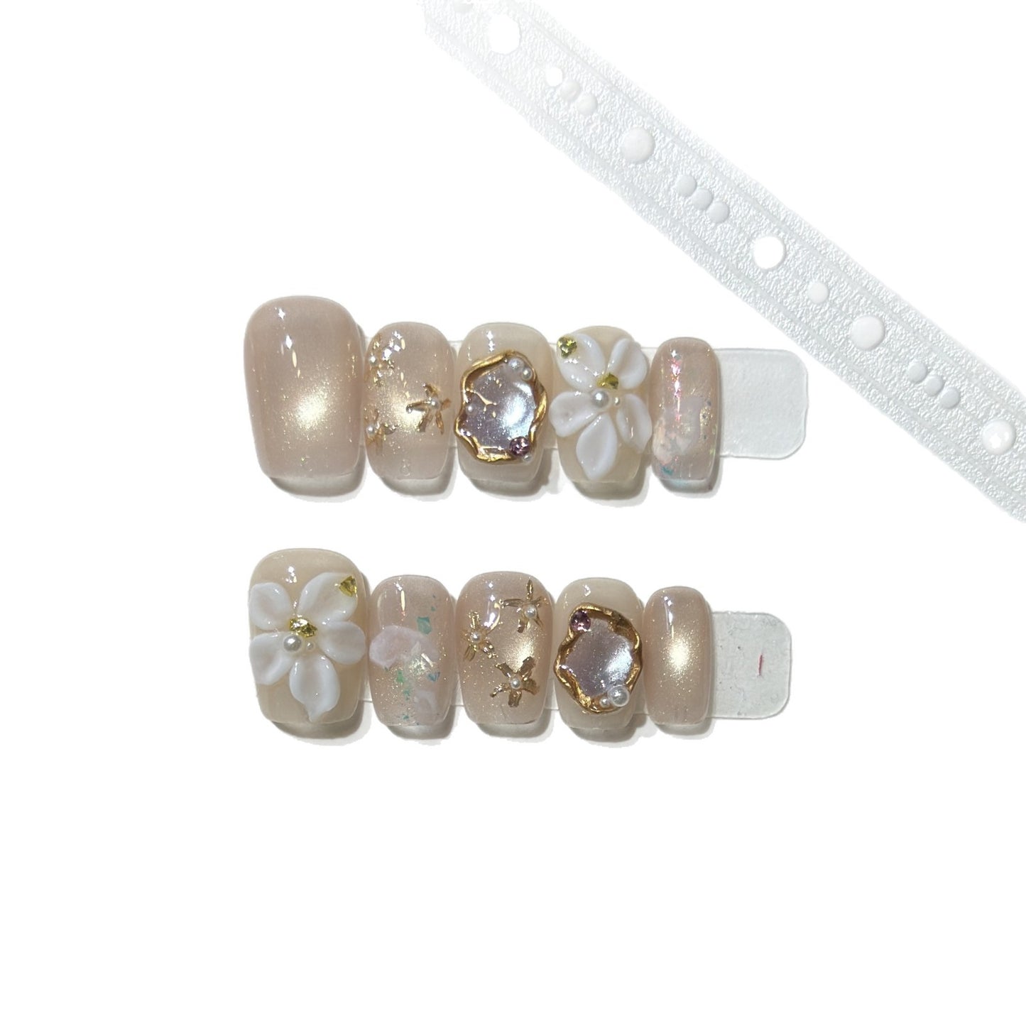Elegant Floral Press-On Nail Art Set Acalora