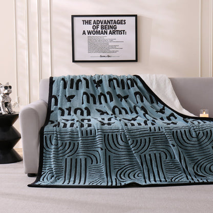 Chic Floral Pattern Throw Blanket