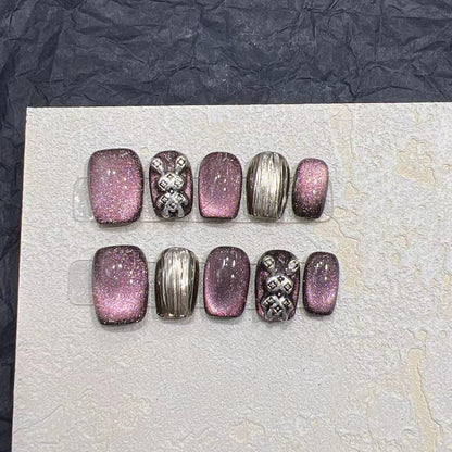 Glamorous Press-On Nail Art Set with Elegant Metallic Accents Acalora