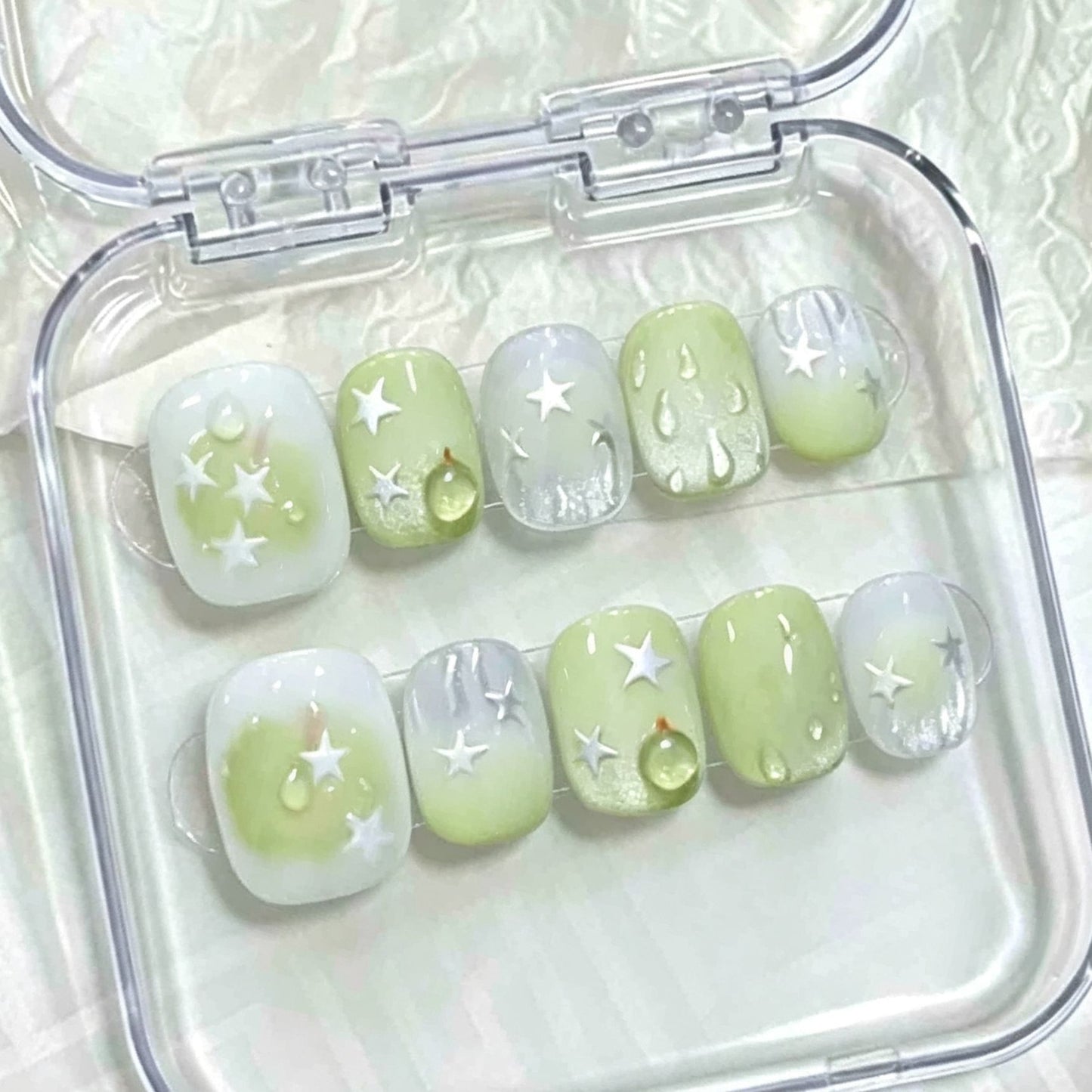 Starry Themed Press-On Nail Set Acalora