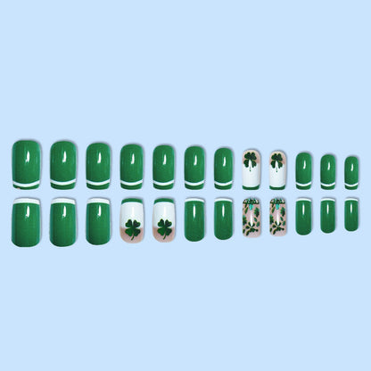 Glamorous Press-On Nail Art Set with Clover Motif Acalora