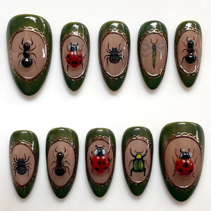 Artistic Insect-Embellished Press-On Nail Art Acalora