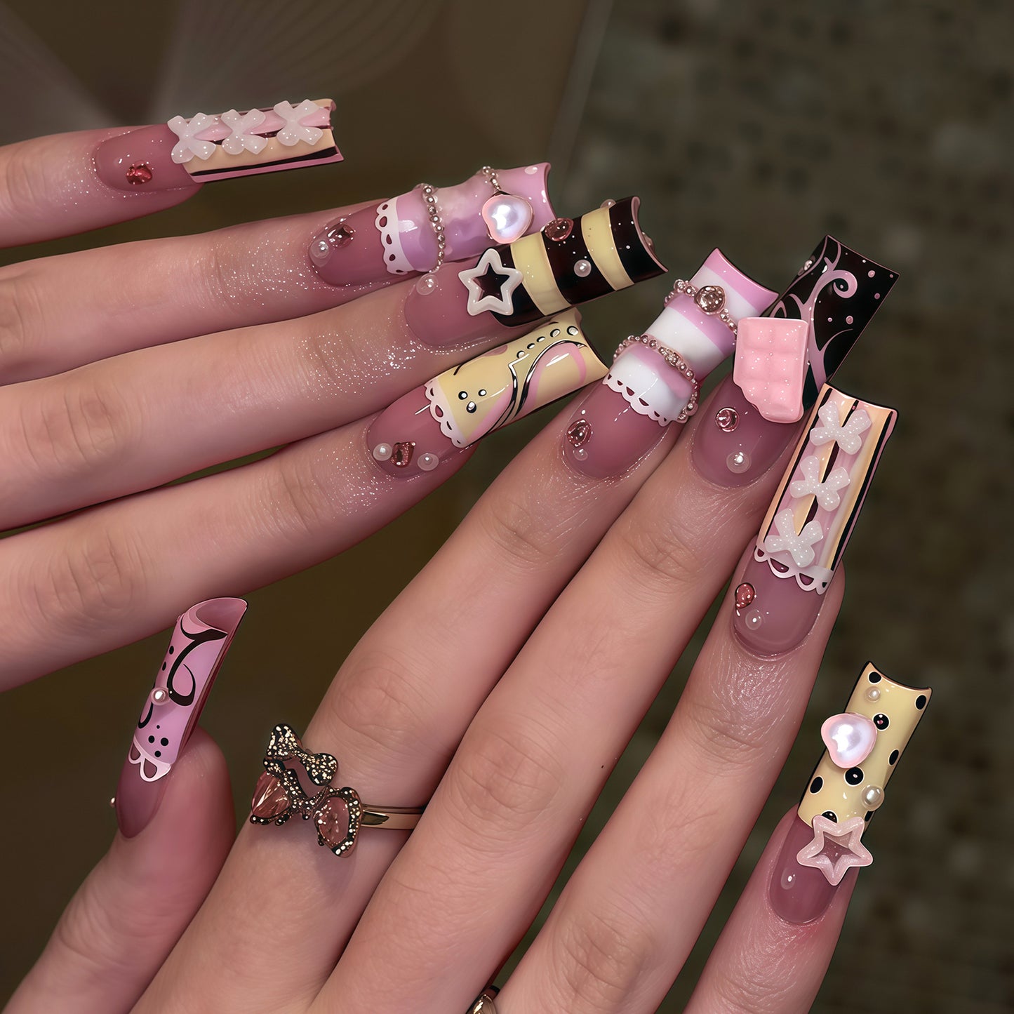 Artistic Statement Press-On Nail Design Acalora