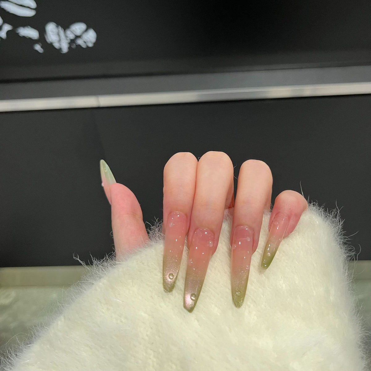 Stiletto Ombre Press-On Nail Set Acalora