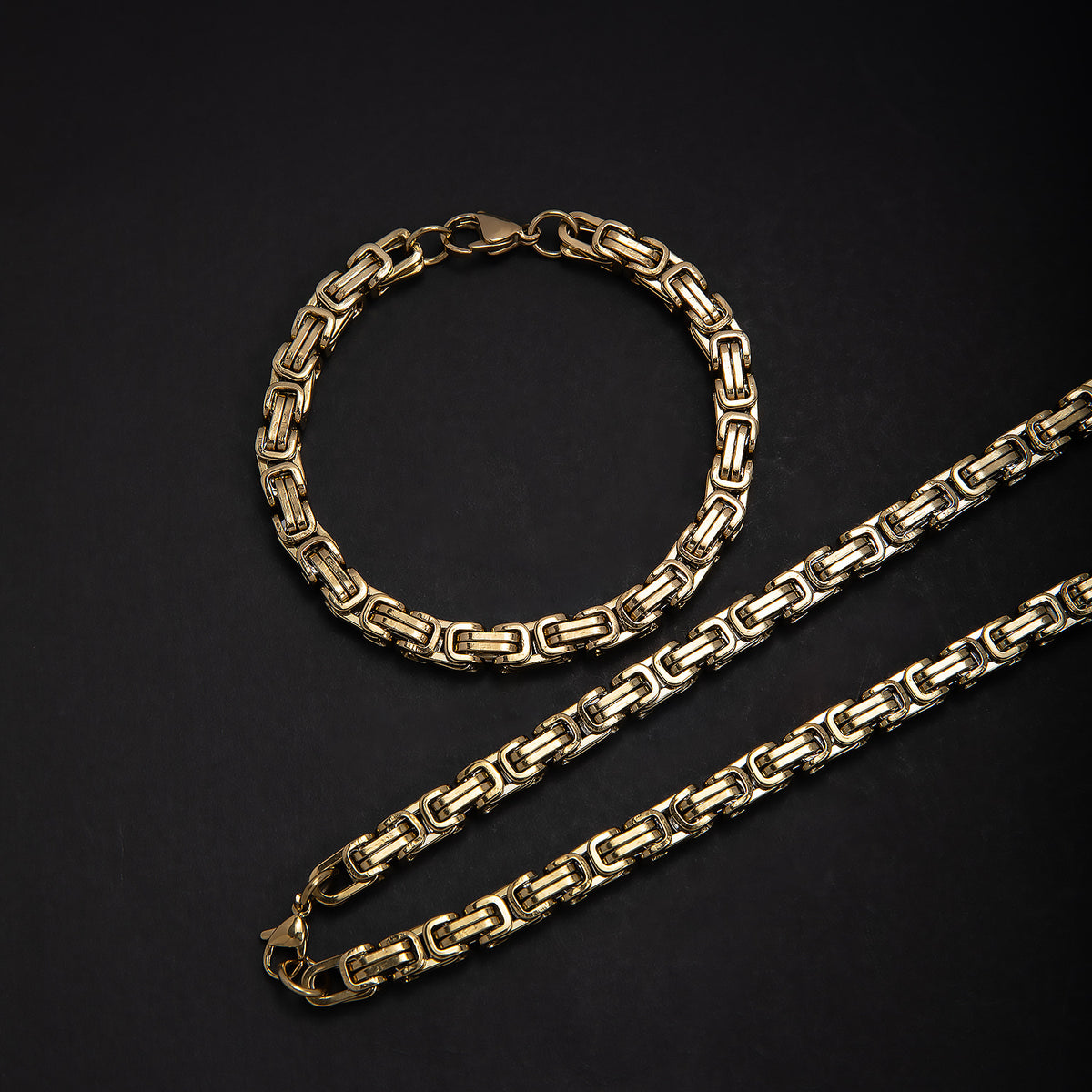Elegant Interlocking Chain Necklace and Bracelet Set Acalora