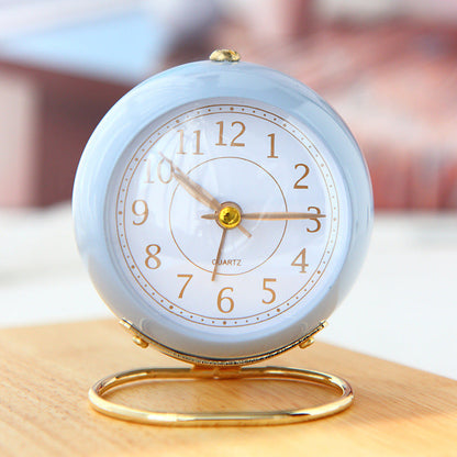Skanto | Vintage Round Analog Clock