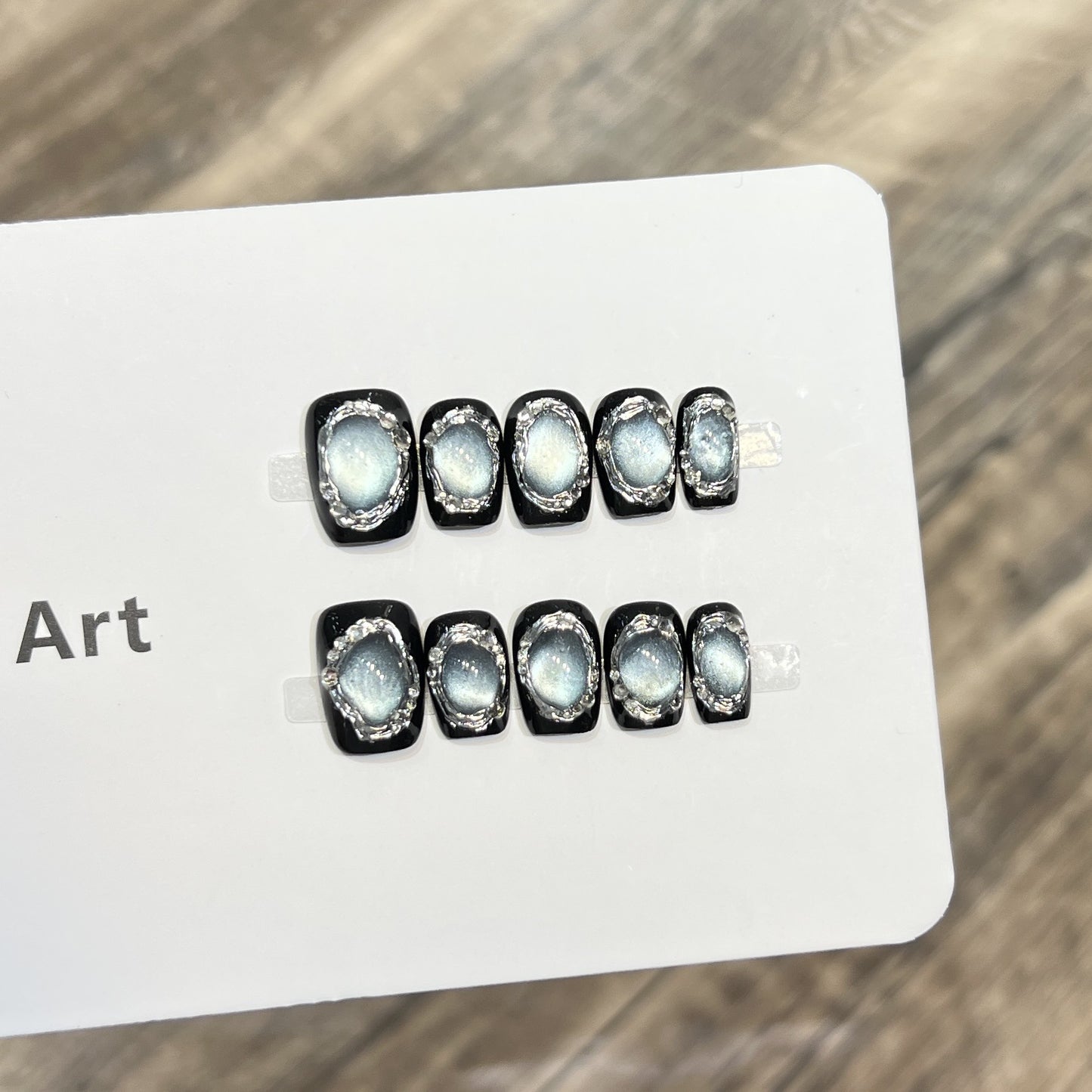 Glamorous Press-On Nail Art Set with Silver Accents Acalora