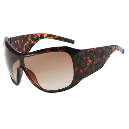 Women's sports sunglasses with wide protective frame and polarized lenses Skanto