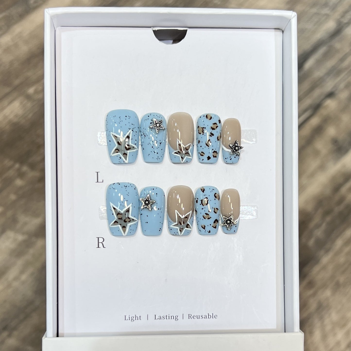 Decorative Floral Stiletto Press-On Nail Set Acalora