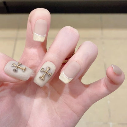 Glamorous artificial nails with creative embellishments Acalora