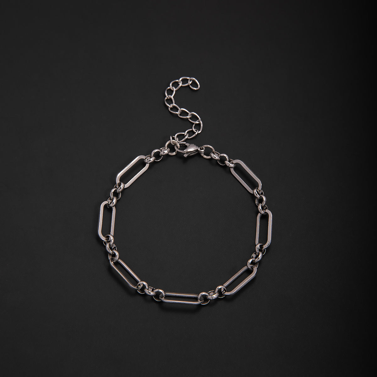 Elegant Geometric Link Bracelet Acalora