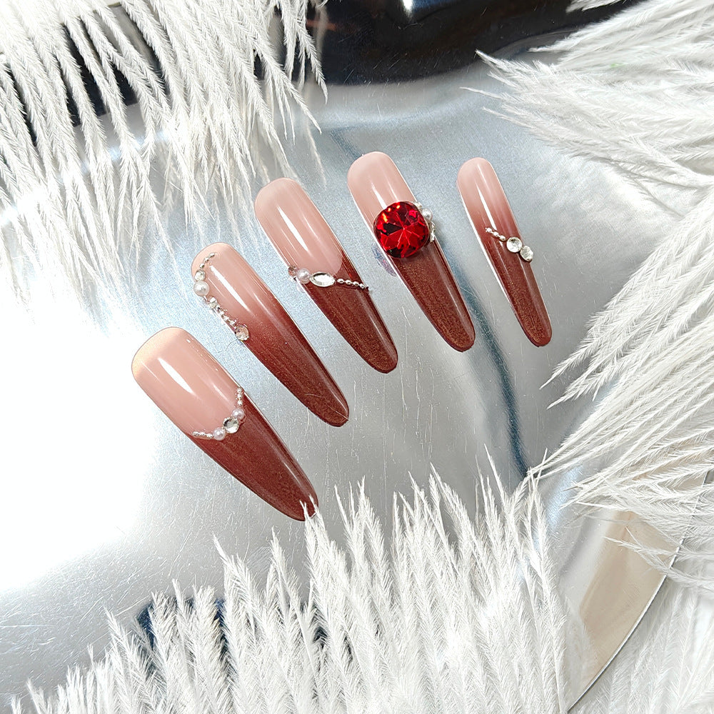 Artificial nails with glamorous accents Acalora