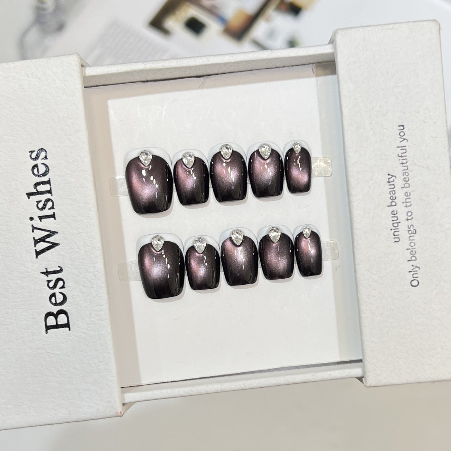Elegant Gel Press-On Nail Set with Rhinestone Details Acalora