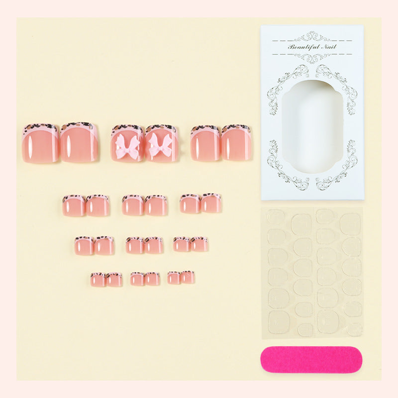 Decorative Press-On Nail Set with Elegant Patterns Acalora
