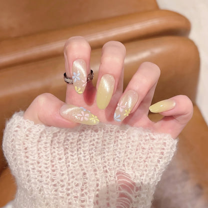 Stylish Press-On Nail Set with Floral Design Acalora