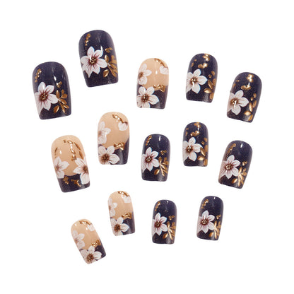 Artificial nails with floral accents and glamour effects Acalora